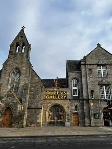 Queen's Gallery stone facade in Edinburgh